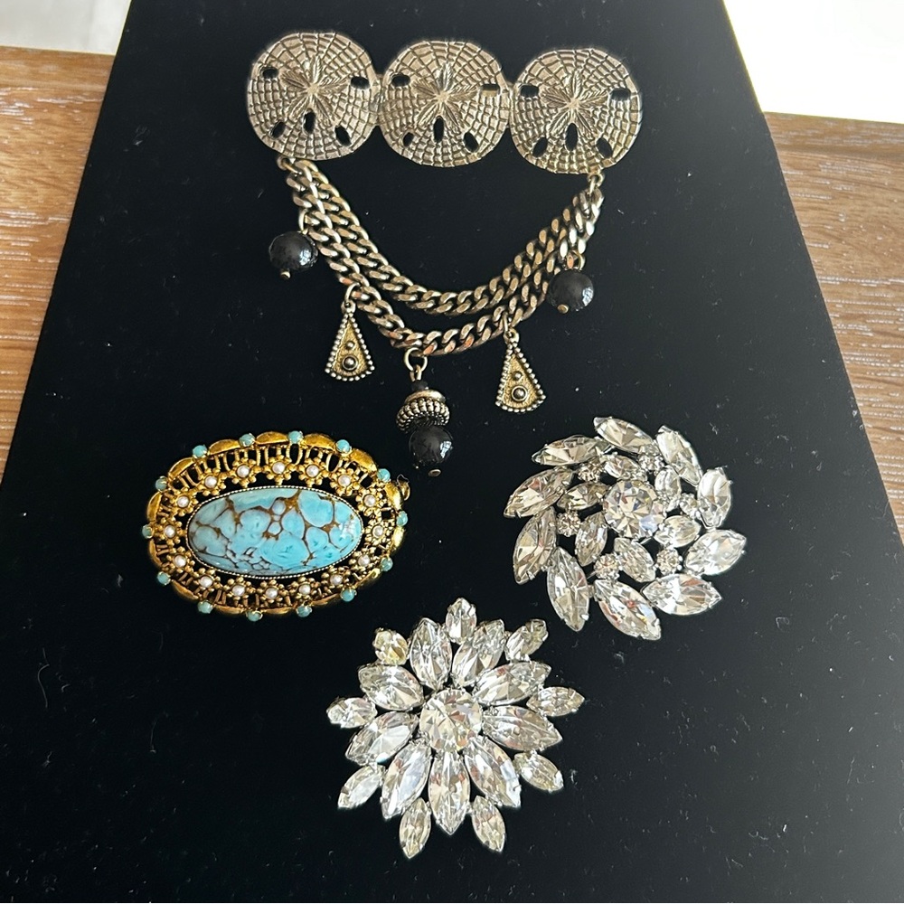 Lot of 4 Brooches, Shells, Cobochan Art Glass, Rhinestones